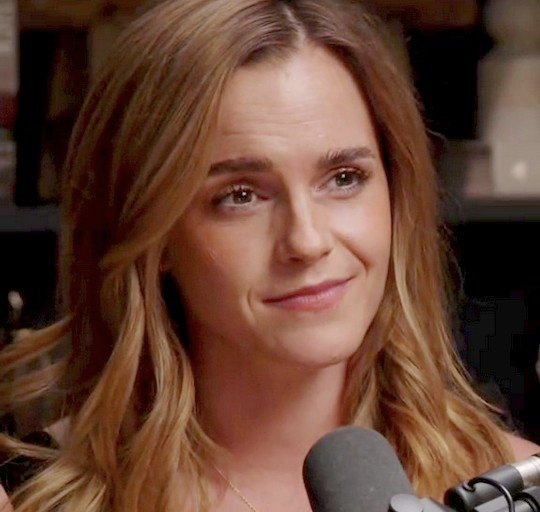 o2EovTph Emma Watson new pics 06.jpg